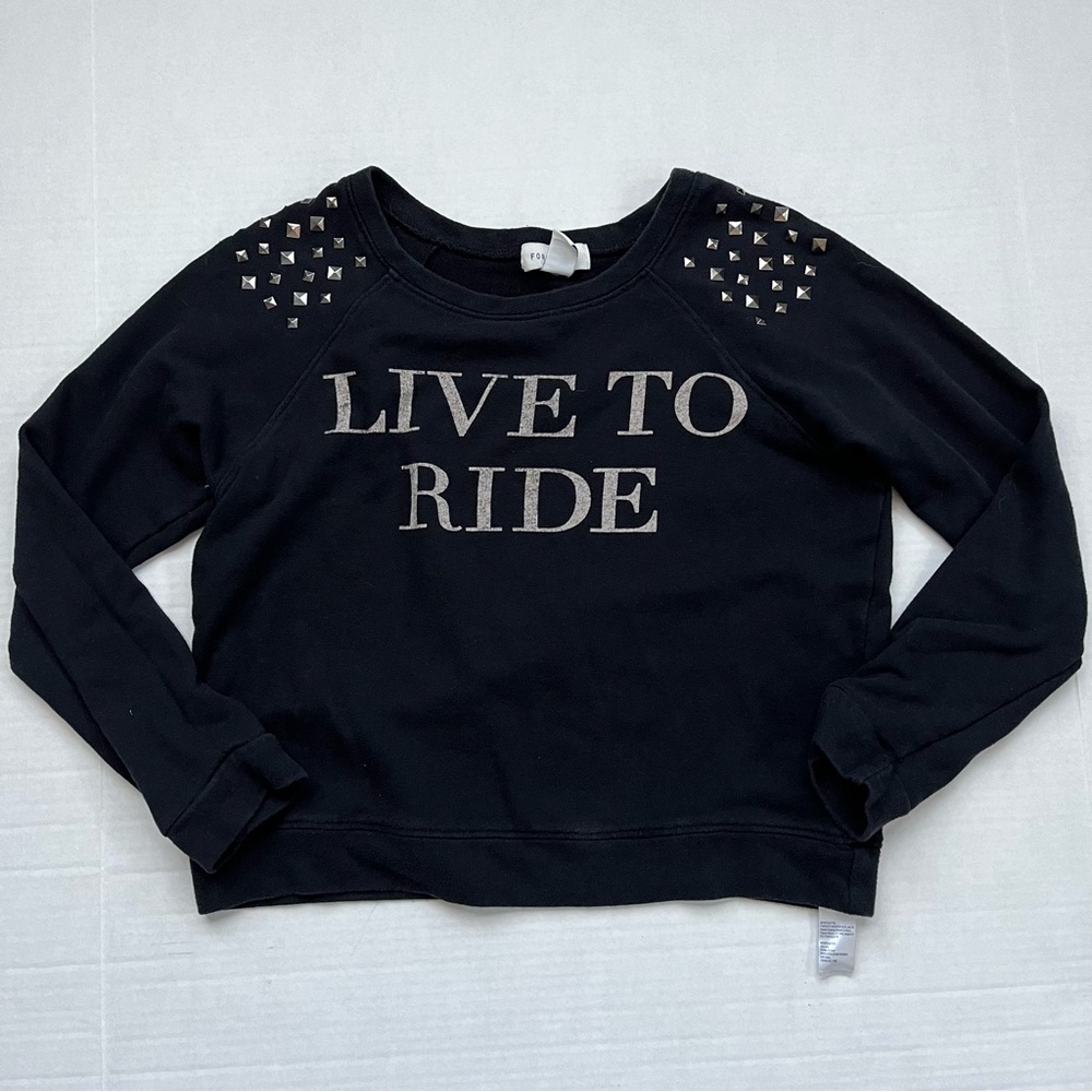 🎉6/$26🎉 FOREVER 21 Live to Ride Studded Sweater Crop Top